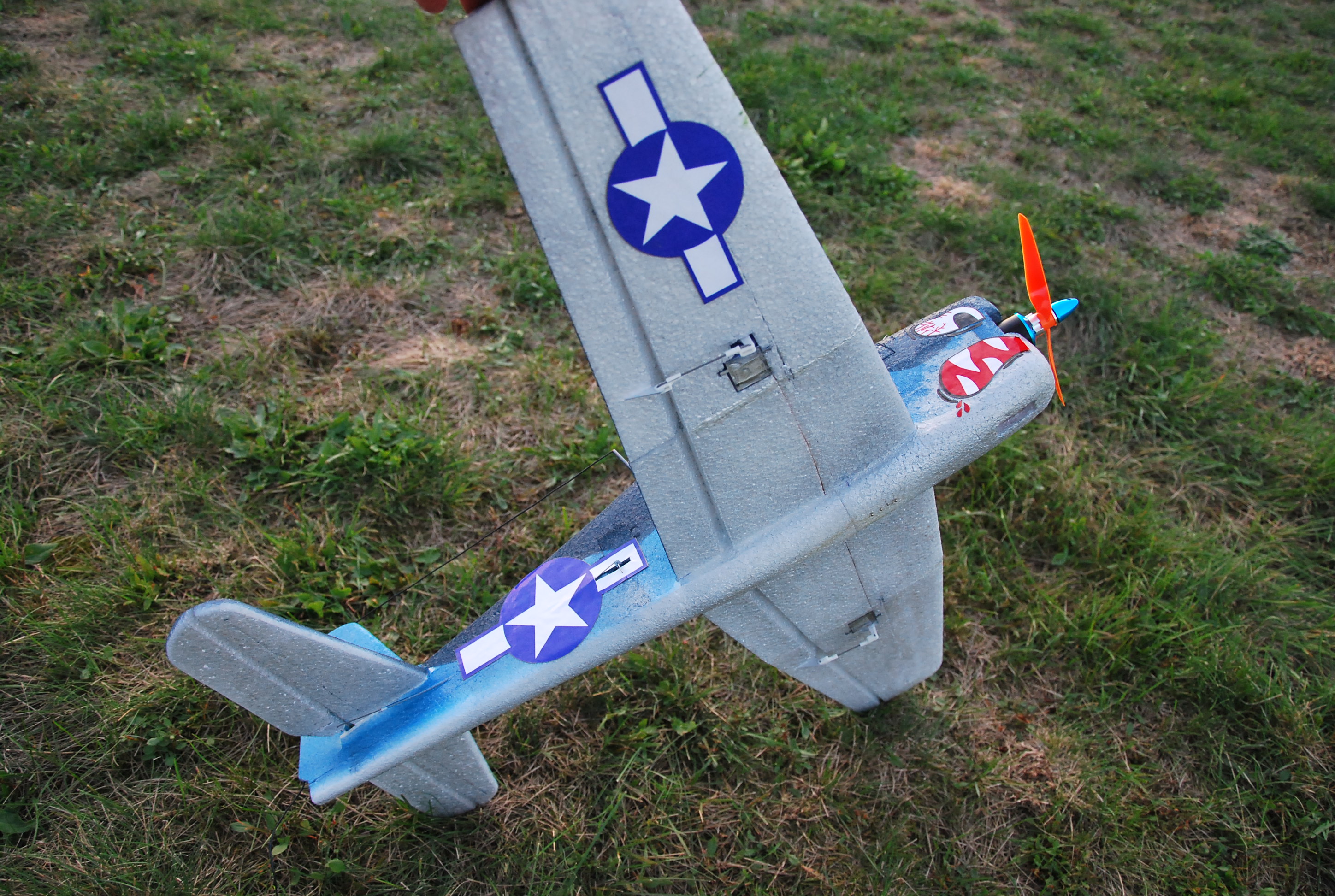 rc.pulawy.pl/RC/Hellcat/DSC_2842.jpg