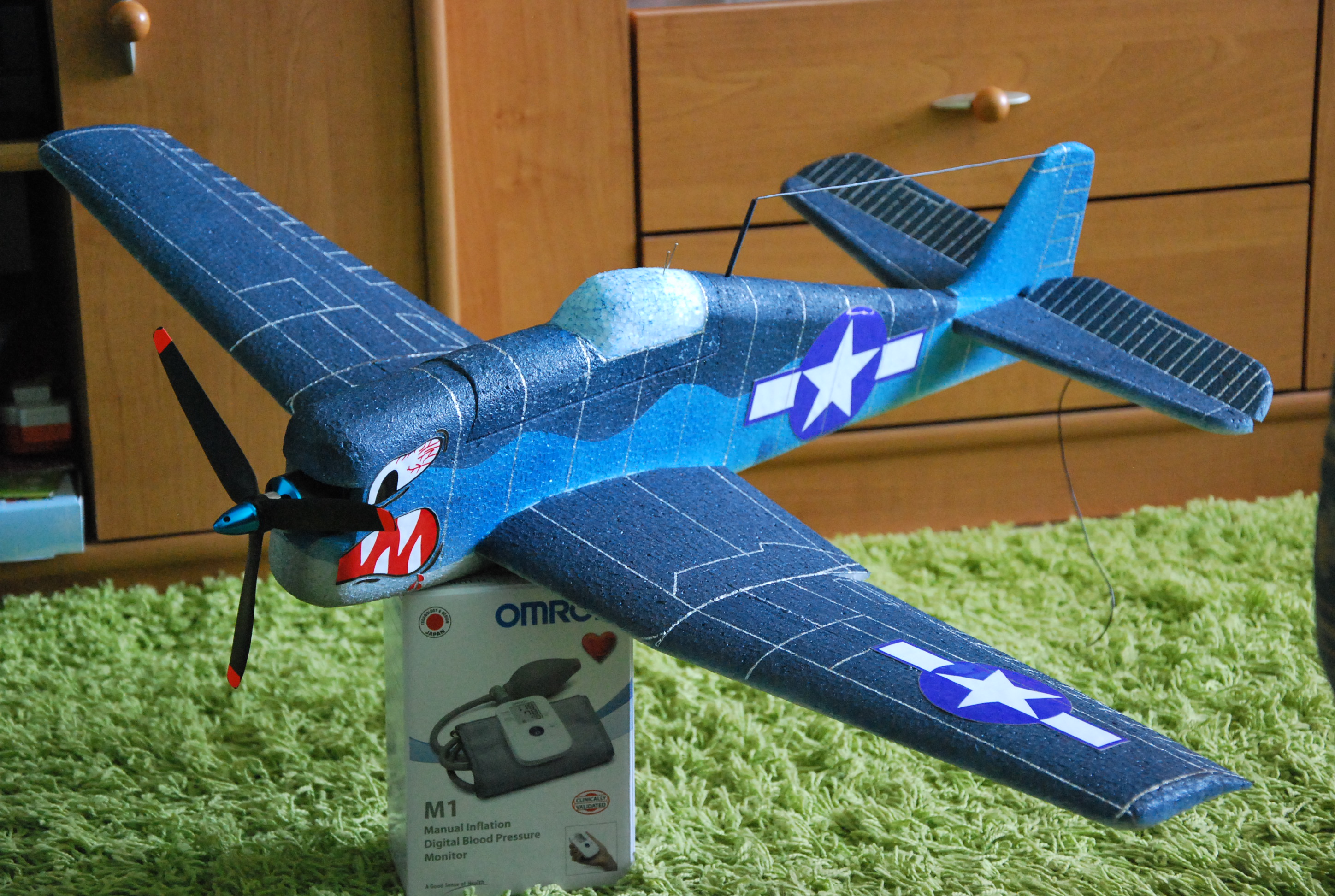 rc.pulawy.pl/RC/Hellcat/DSC_3027.jpg